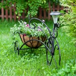 Кованый велосипед для сада