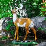 Садовая фигура оленя