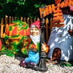 Садовый гномик