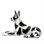 Фигура собаки из стеклопластика 