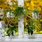 Подставка для цветов кованая