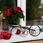 Кованая цветочница на подоконник 