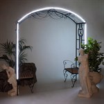 Пергола со скамейкой