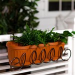 Цветочница кованая на балкон