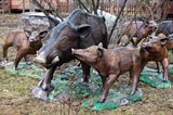 Кабаны фигуры для парка