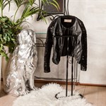 Кованая вешалка для одежды Кованая вешалка для одежды