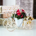 Кованая подставка для цветов