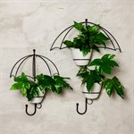 Кованая подставка для цветов