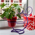 Кованая подставка для цветов