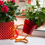 Цветочница на подоконник