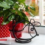 Кованая цветочница