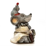 Фигура для декора Крыса в платье F08668