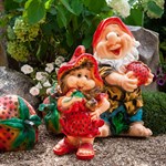 Фигура садовая Девочка клубничка F08195 полистоун высота 51см F08195 - фото 57865