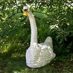 Фигура для дачи Лебедь