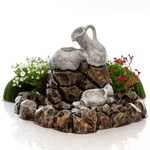 Фонтан с кувшинами в ландшафтном дизайне