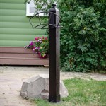 Опора с держателем для садового шланга 54-631 дерево, металл 54-631 - фото 62455