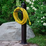 Опора с держателем для садового шланга 54-631 дерево, металл 54-631 - фото 62459