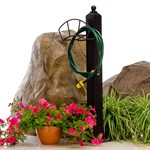 Опора с держателем для садового шланга 54-631 дерево, металл 54-631 - фото 62461