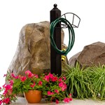 Опора с держателем для садового шланга 54-631 дерево, металл 54-631 - фото 62462