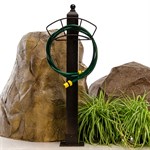 Опора с держателем для садового шланга 54-631 дерево, металл 54-631 - фото 62463