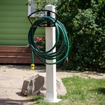 Опора с держателем для садового шланга 54-632 дерево, металл 54-632 - фото 62486