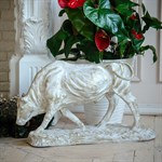 Фигура декоративная бык