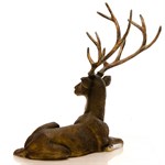 Декоративная фигура олень
