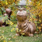 Кашпо Бегемот с птичкой из стеклопластика