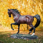 Фигура для сада Конь