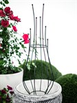 Металлическая опора для садовых растений