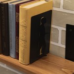 Подставка для книг на полку