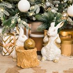 новогодние фигуры в бело-золотой покраске