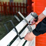 легко крепятся