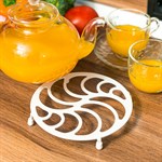 металлическая оригинальная подставка под горячее