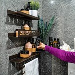 комплект металлических полок в ванную