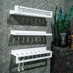 полки для ванной цв.белый