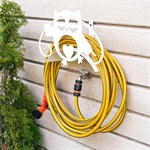 для безопасного хранения поливочного шланга