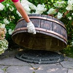 как замаскировать люк или септик