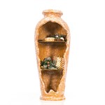 с металлическими полками