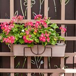 подставка под балконный ящик