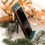 подставка с символом 2024 года