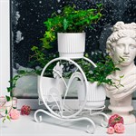 на три кашпо